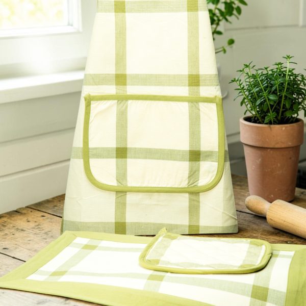 Gift Box - Apron, Pot Holder, Pot Matt & Place Matt (Green & White)